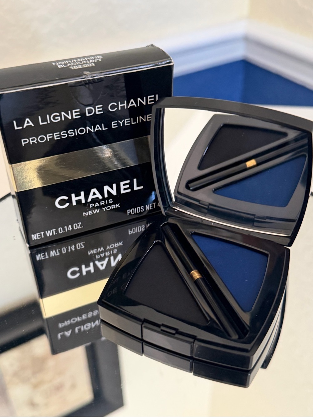 RARE Vintage CHANEL La Ligne de Chanel Professional Eyeliner Noir/Marine